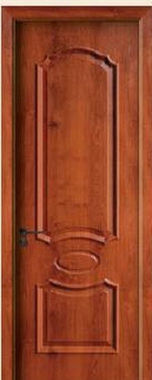 Puerta WPC M-60, Caoba · Relieve clásico tallado